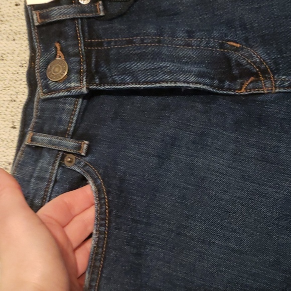 Express Shorts - Picture 8 of 10